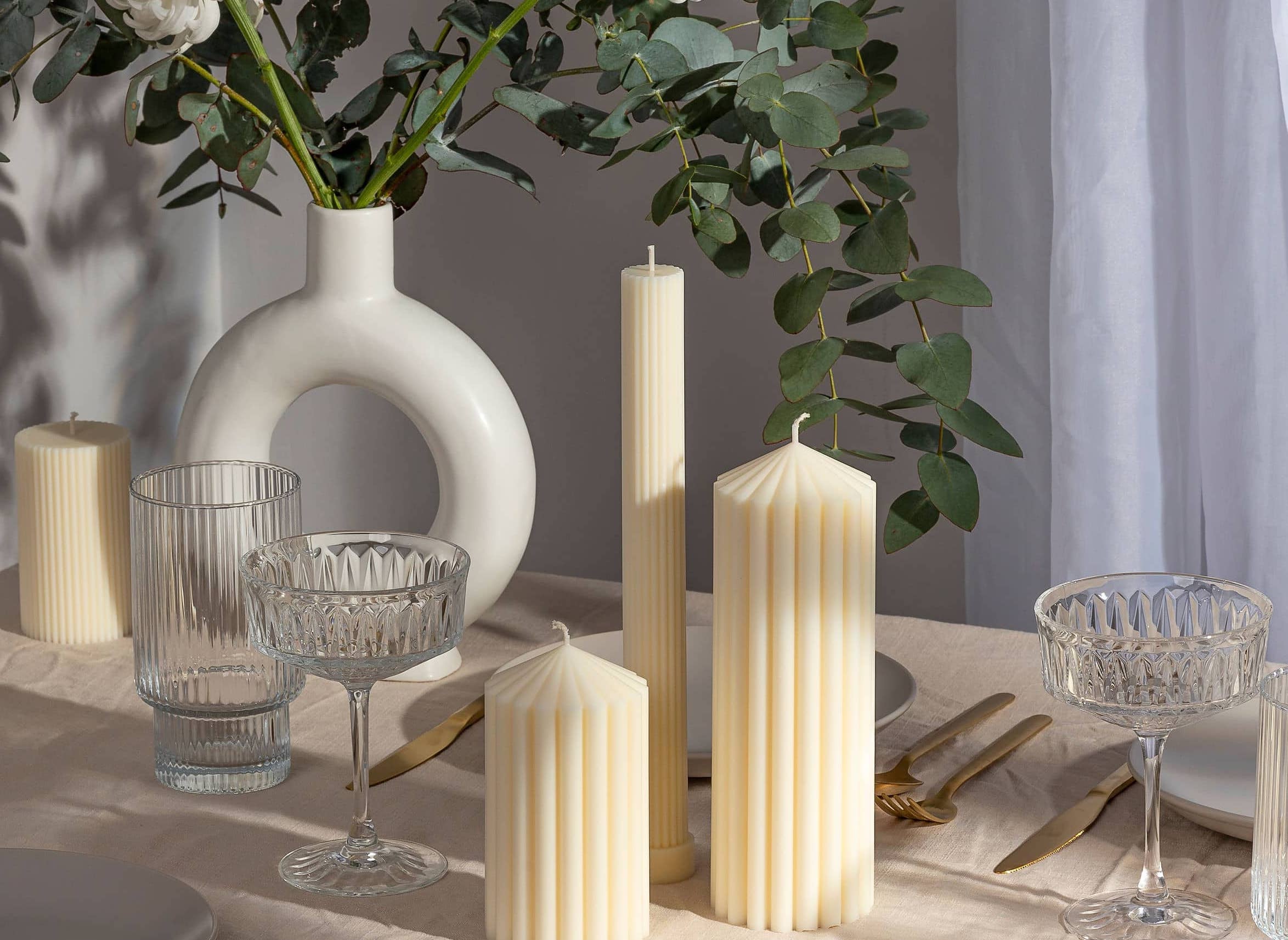 Harmonia and Elegante candle tablescape