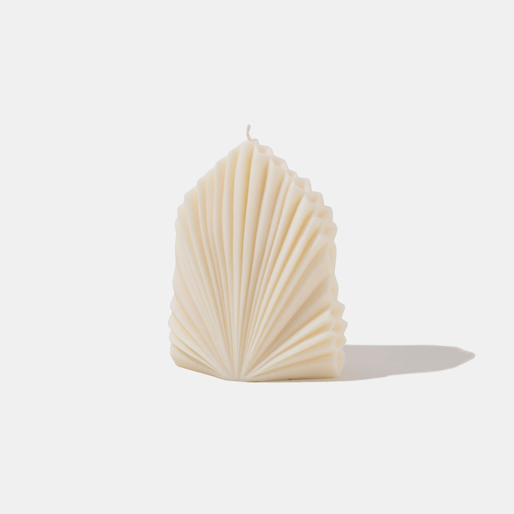 Palm shaped pillar candle - white background