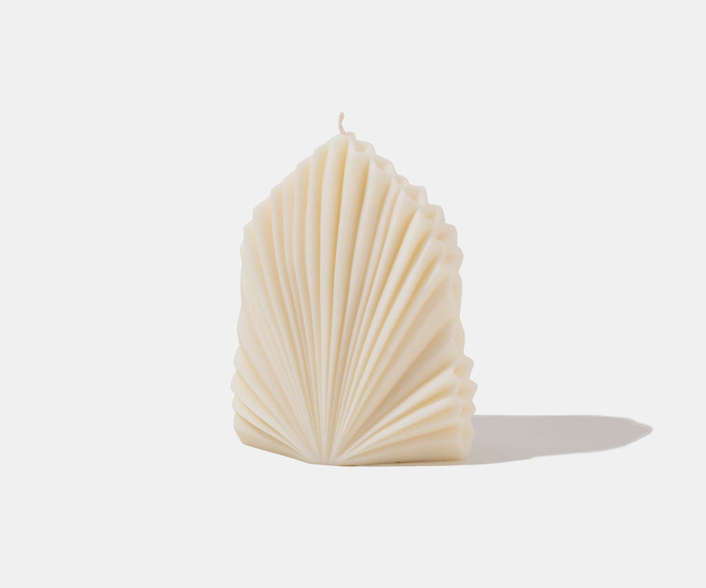 Palm shaped pillar candle - white background