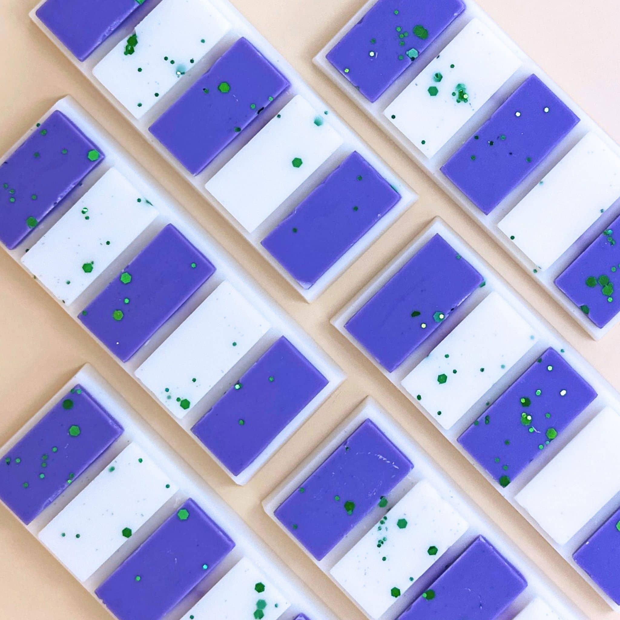 Kakadu Plum scented snap bar wax melt - flat lay